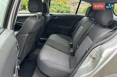 Хетчбек Opel Astra 2008 в 