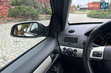 Хетчбек Opel Astra 2008 в 