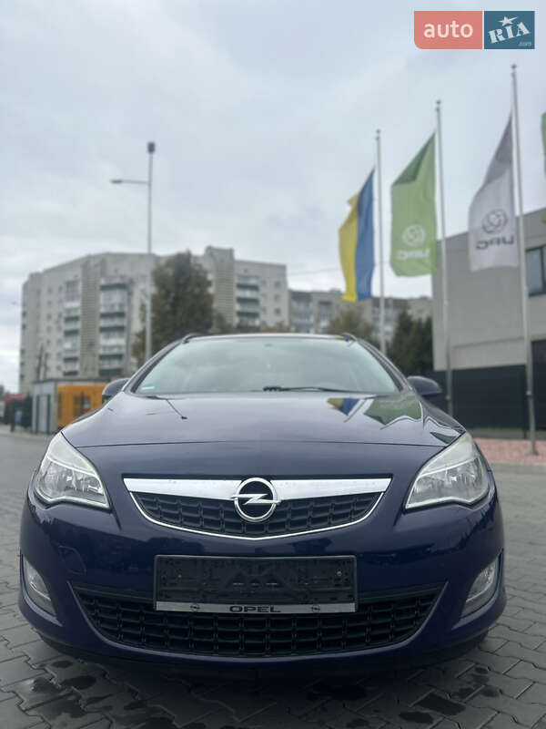 Універсал Opel Astra 2011 в Луцьку фото 2 Універсал Opel Astra 2011 в Луцьку
