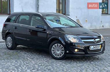 Универсал Opel Astra 2006 в 