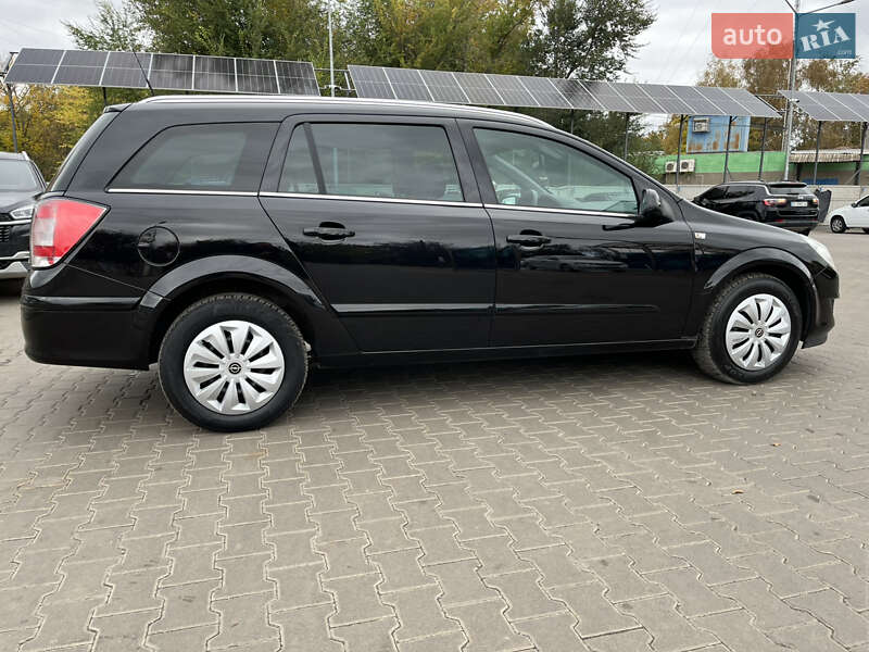Универсал Opel Astra 2007 в Кривом Роге