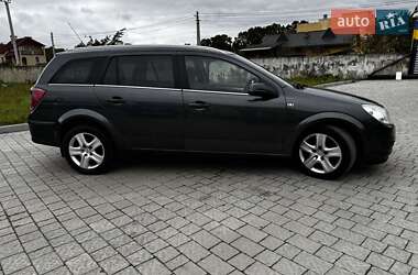 Універсал Opel Astra 2009 в 