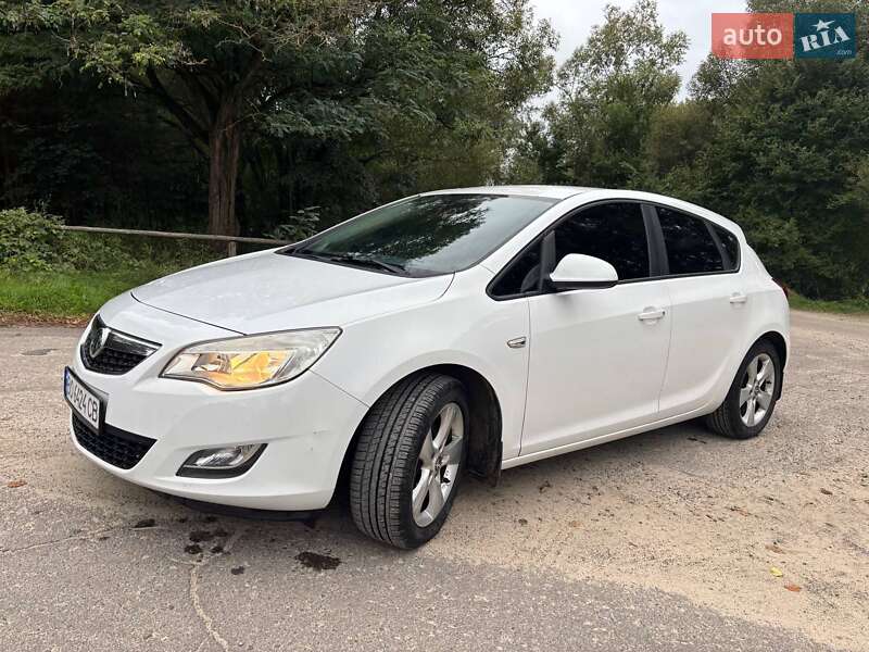 Хэтчбек Opel Astra 2010 в Жовкве фото 9 Хэтчбек Opel Astra 2010 в Жовкве