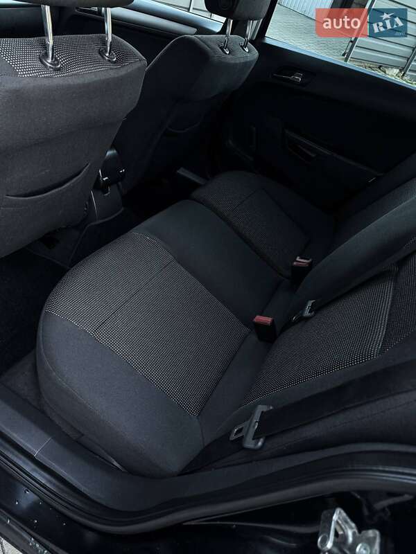 Универсал Opel Astra 2009 в Черкассах фото 55 Универсал Opel Astra 2009 в Черкассах