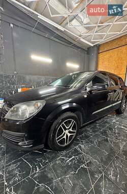 Хетчбек Opel Astra 2006 в Дніпрі