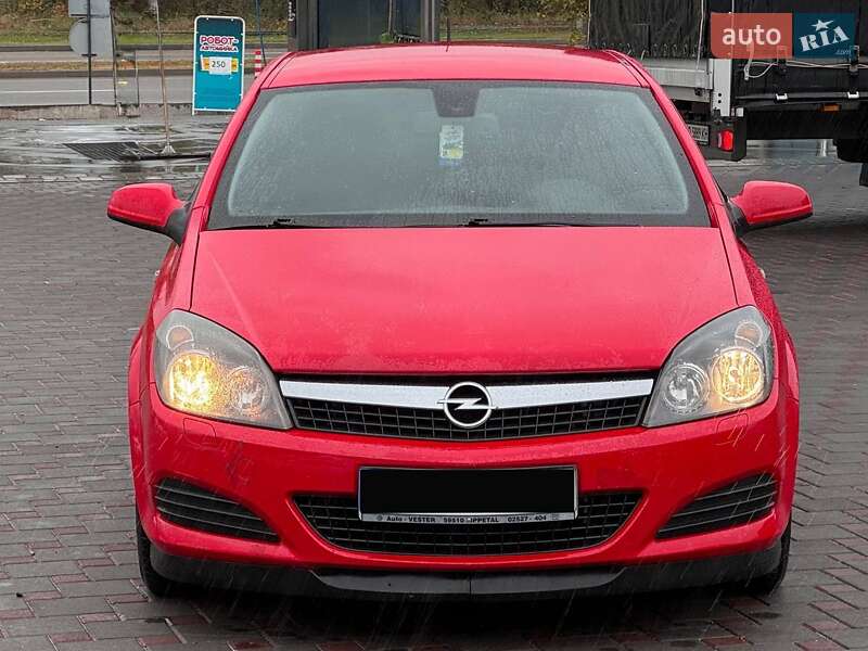 Купе Opel Astra 2008 в Запорожье