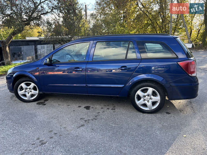 Універсал Opel Astra 2005 в Хмельницькому