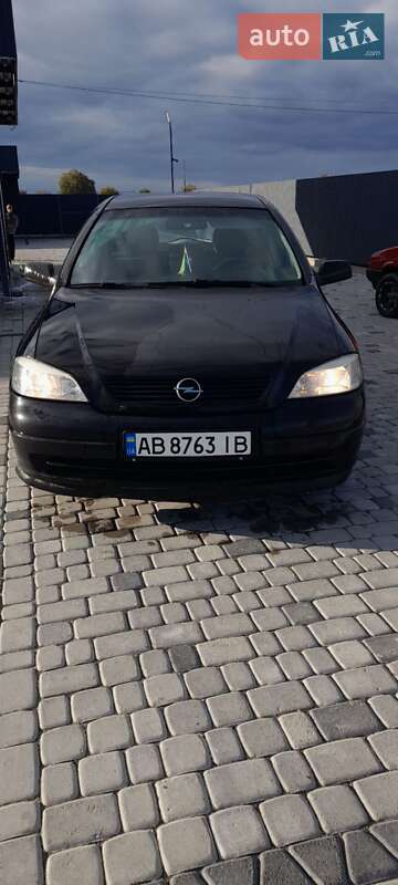 Универсал Opel Astra 2005 в Сутисках