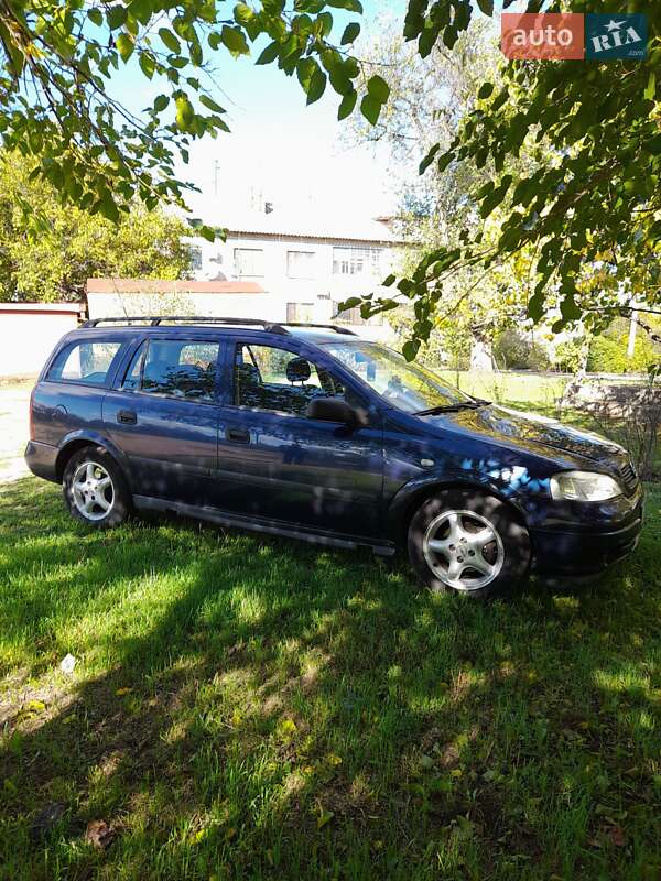 Универсал Opel Astra 2000 в Вознесенске