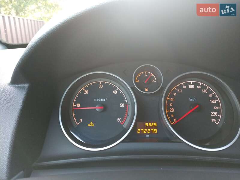 Універсал Opel Astra 2010 в Звягелі фото 15 Універсал Opel Astra 2010 в Звягелі