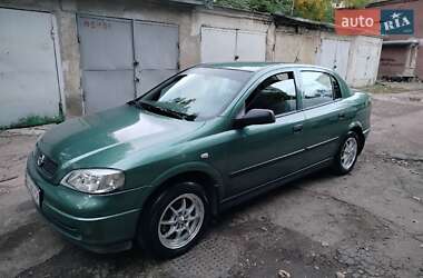 Седан Opel Astra 2008 в 