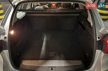 Универсал Opel Astra 2010 в 