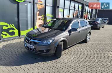 Opel Astra 2010