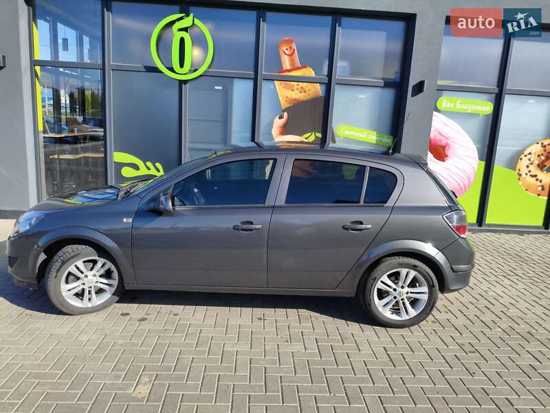 Хэтчбек Opel Astra 2010 в Ужгороде фото 19 Хэтчбек Opel Astra 2010 в Ужгороде