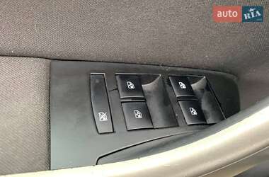 Универсал Opel Astra 2012 в 