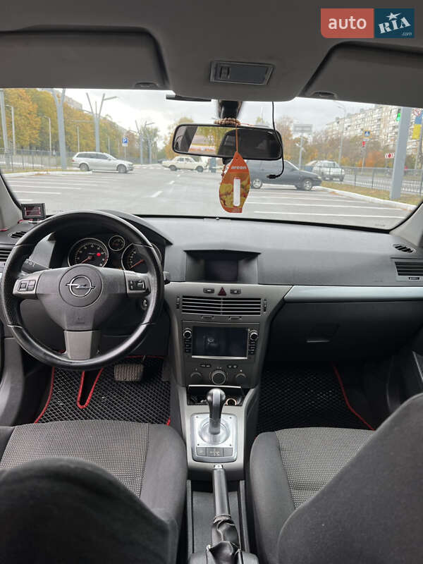 Хэтчбек Opel Astra 2006 в Харькове