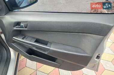 Хэтчбек Opel Astra 2006 в 