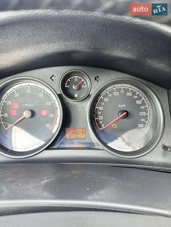 Хетчбек Opel Astra 2006 в Києві фото 3 Хетчбек Opel Astra 2006 в Києві