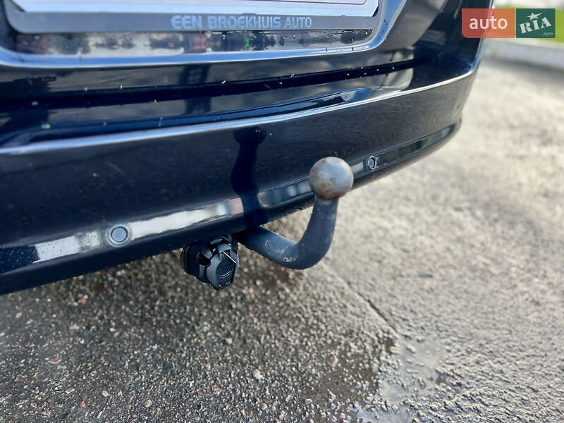 Универсал Opel Astra 2010 в Дубно