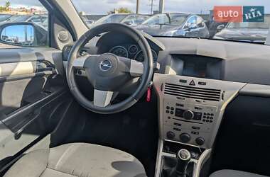 Универсал Opel Astra 2008 в 