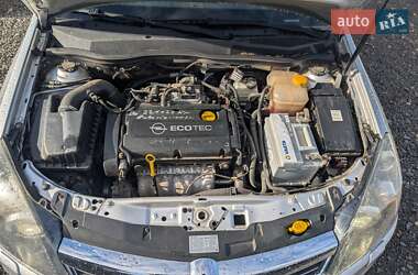 Универсал Opel Astra 2008 в 