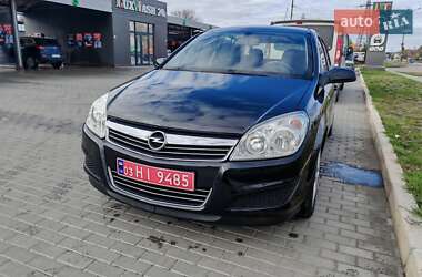 Хетчбек Opel Astra 2008 в Олександрії