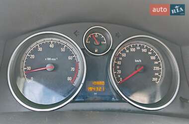 Хэтчбек Opel Astra 2008 в 