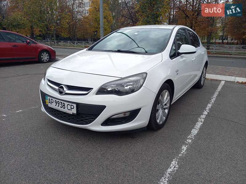 Хэтчбек Opel Astra 2013 в Черкассах фото 2 Хэтчбек Opel Astra 2013 в Черкассах