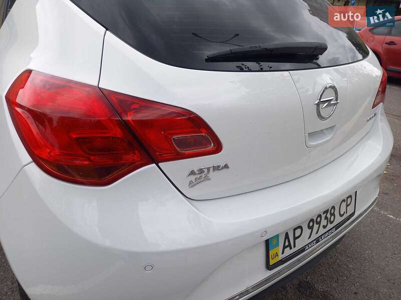 Хэтчбек Opel Astra 2013 в Черкассах фото 6 Хэтчбек Opel Astra 2013 в Черкассах