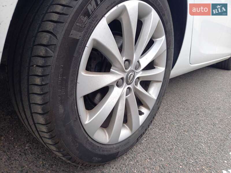 Хэтчбек Opel Astra 2013 в Черкассах фото 10 Хэтчбек Opel Astra 2013 в Черкассах