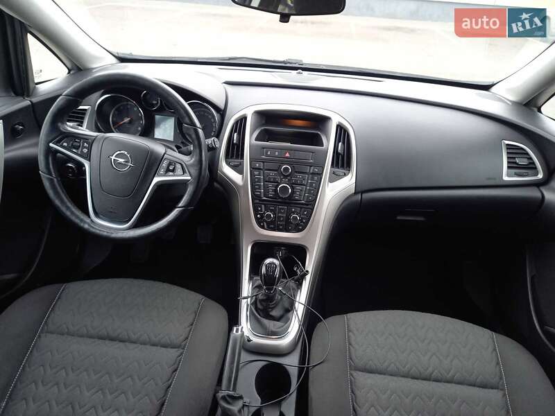 Хэтчбек Opel Astra 2013 в Черкассах фото 14 Хэтчбек Opel Astra 2013 в Черкассах