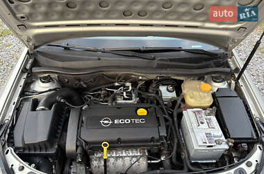 Универсал Opel Astra 2009 в 