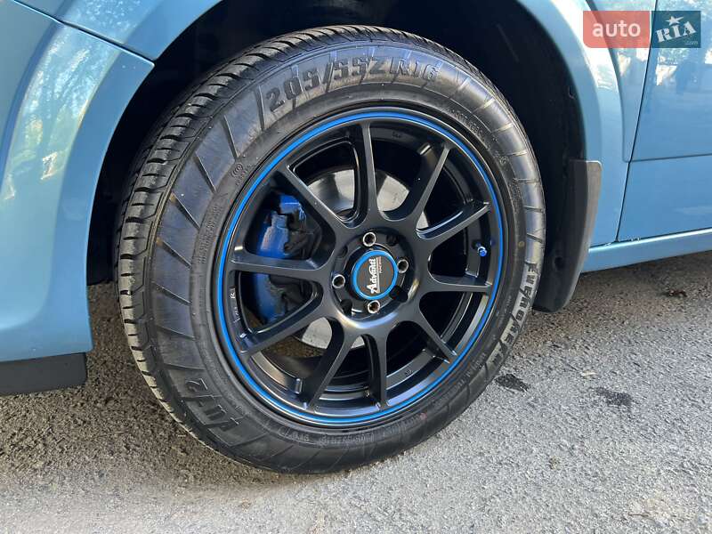 Хетчбек Opel Astra 2005 в Одесі фото 5 Хетчбек Opel Astra 2005 в Одесі