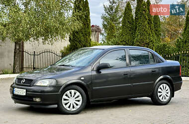 Седан Opel Astra 2008 в 