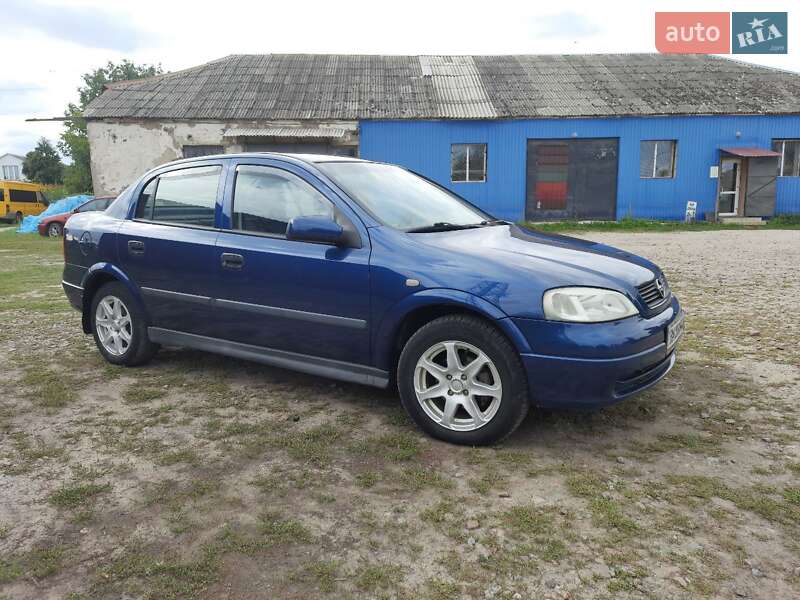 Opel Astra 2005