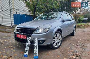 Универсал Opel Astra 2006 в Полтаве