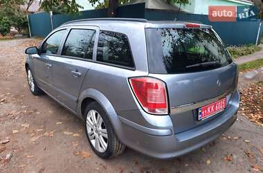 Универсал Opel Astra 2006 в  фото 24 Универсал Opel Astra 2006 в