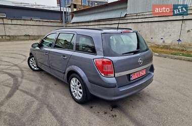 Універсал Opel Astra 2006 в  фото 2 Універсал Opel Astra 2006 в