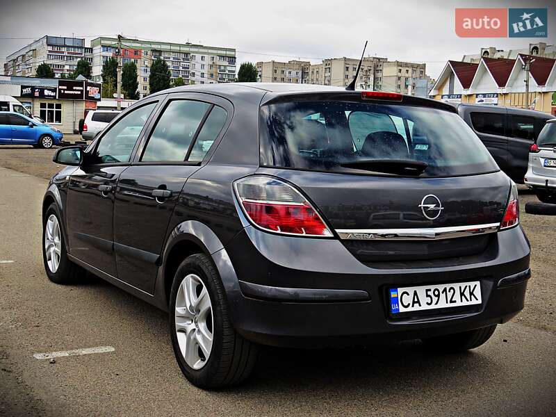 Хэтчбек Opel Astra 2009 в Черкассах фото 4 Хэтчбек Opel Astra 2009 в Черкассах