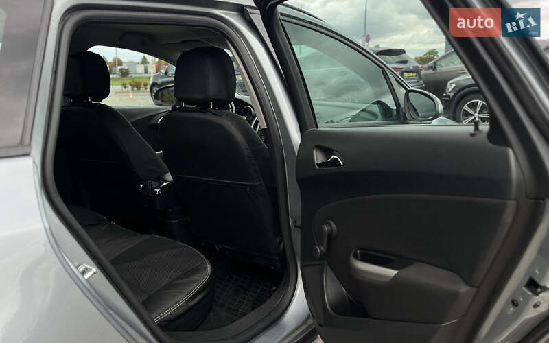 Универсал Opel Astra 2011 в Мукачево фото 21 Универсал Opel Astra 2011 в Мукачево