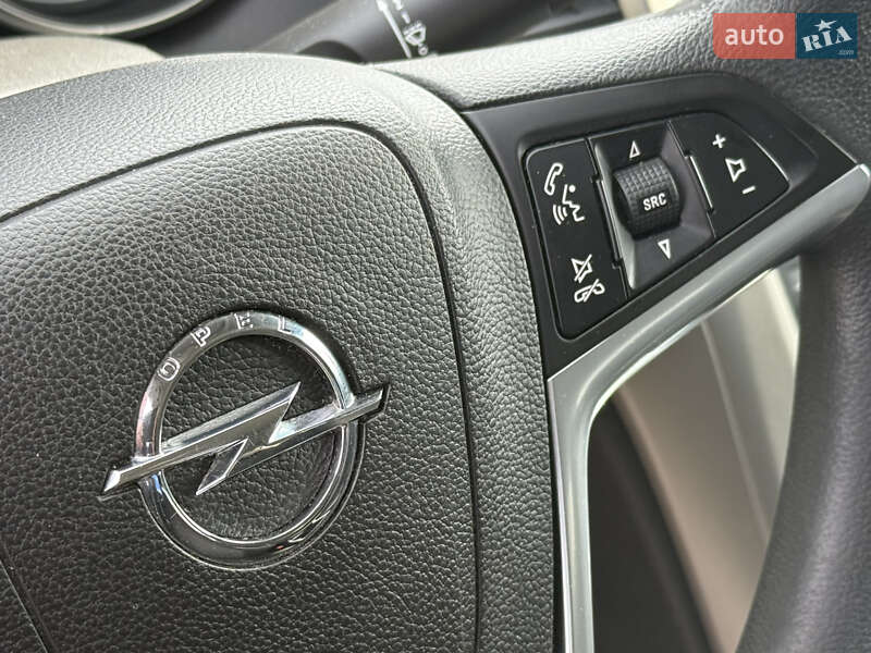 Хетчбек Opel Astra 2011 в Рівному