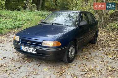 Хэтчбек Opel Astra 1993 в Львове