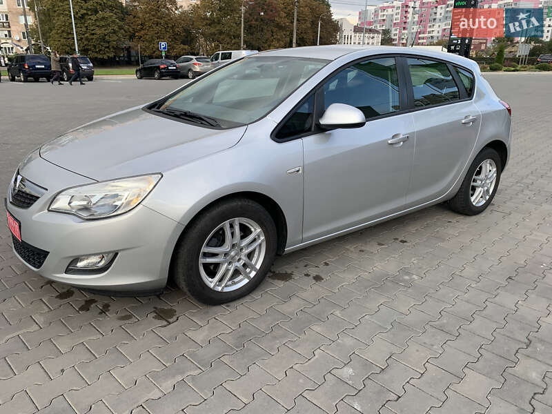 Хэтчбек Opel Astra 2011 в Луцке фото 18 Хэтчбек Opel Astra 2011 в Луцке