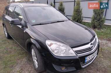 Універсал Opel Astra 2009 в Смілі