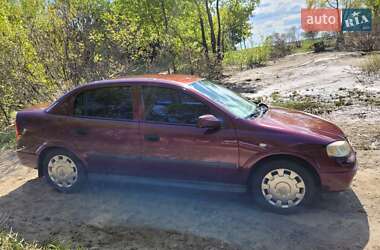 Седан Opel Astra 2003 в 
