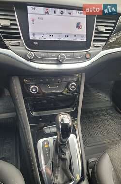 Универсал Opel Astra 2017 в 