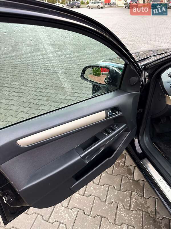 Универсал Opel Astra 2008 в Луцке фото 9 Универсал Opel Astra 2008 в Луцке