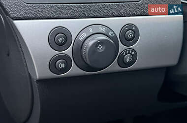 Універсал Opel Astra 2009 в 