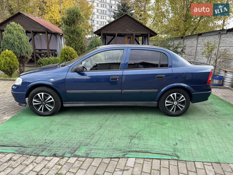 Седан Opel Astra 2004 в Львове фото 3 Седан Opel Astra 2004 в Львове