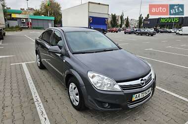 Opel Astra 2012